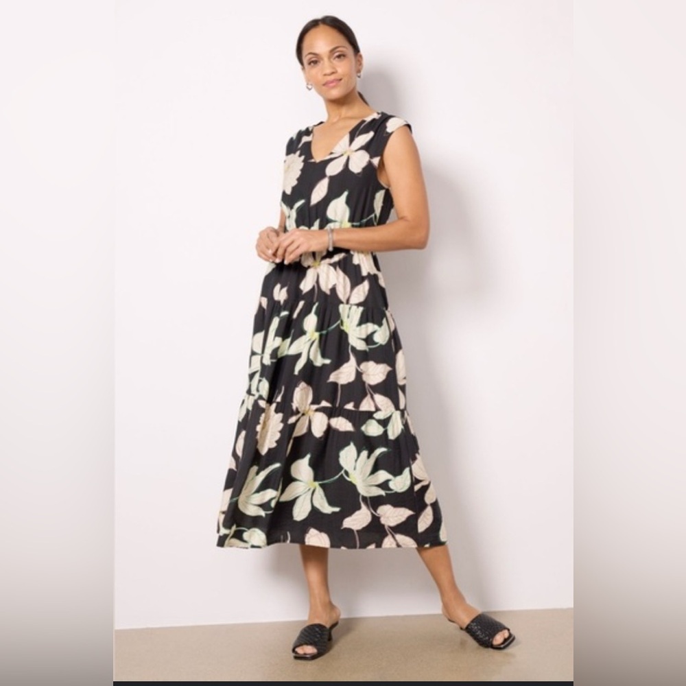 Evereve Black Midi Dress with Cream and Pale Green Floral Print